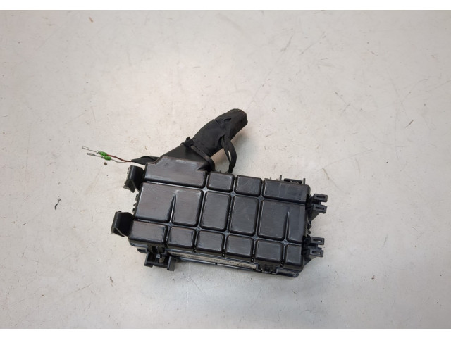 Блок предохранителей  Chevrolet Blazer 2018-2023      87829943   