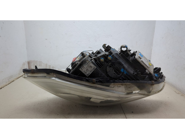 Фара передняя Volvo C70 2006-2009 правая