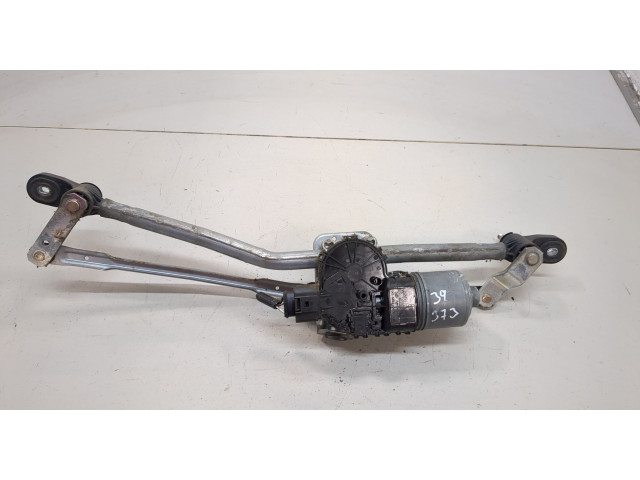 Двигатель стеклоочистителя (моторчик дворников) передний Mazda 3 (BK) 2003-2009