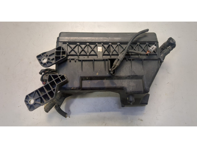 Блок предохранителей  Toyota Highlander 1 2001-2007         