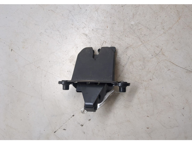 Замок багажника  Skoda Octavia (A5) 2004-2008       