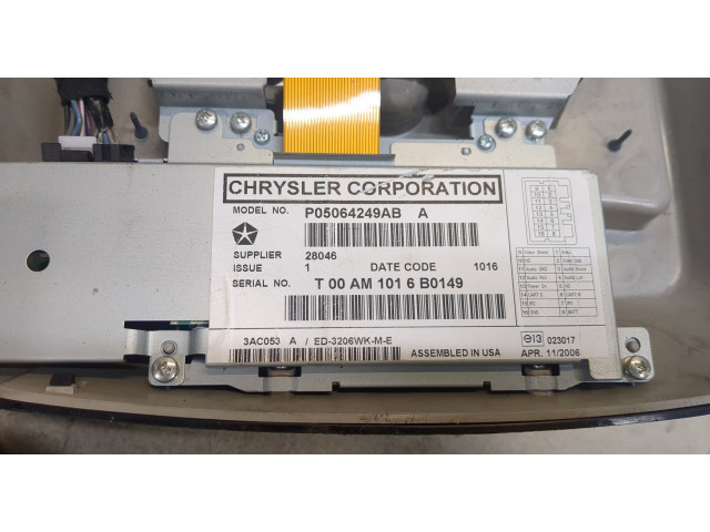 Дисплей мультимедиа  Jeep Grand Cherokee 2004-2010          