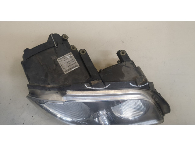 Фара передняя  Volkswagen Caddy 2004-2015 правая 