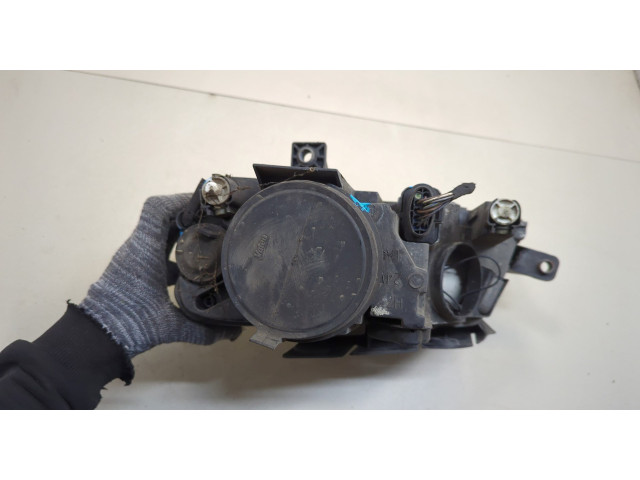 Фара передняя  Volkswagen Passat 6 2005-2010 правая 