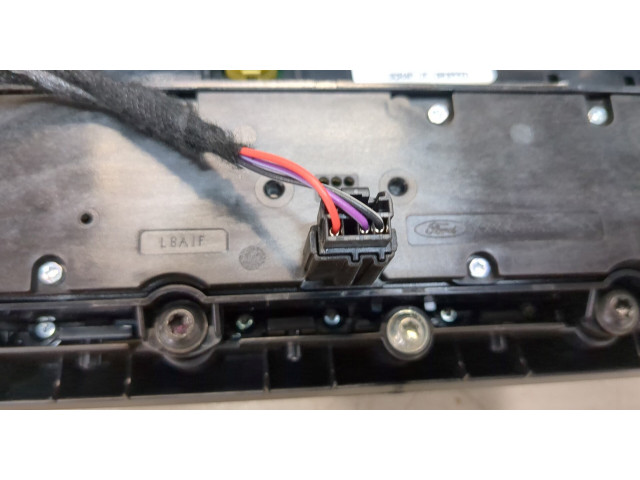 Дисплей мультимедиа Ford EcoSport 2017-