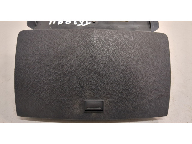 Дисплей бортового компьютера  Mercedes C W204 2006-2015 A2046801231       