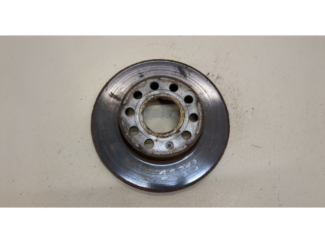 Диск тормозной  Volkswagen Caddy 2004-2010   задний         