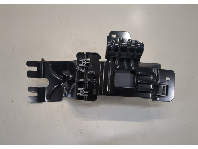 Блок предохранителей GMC Terrain 2017- 22923945 1.5