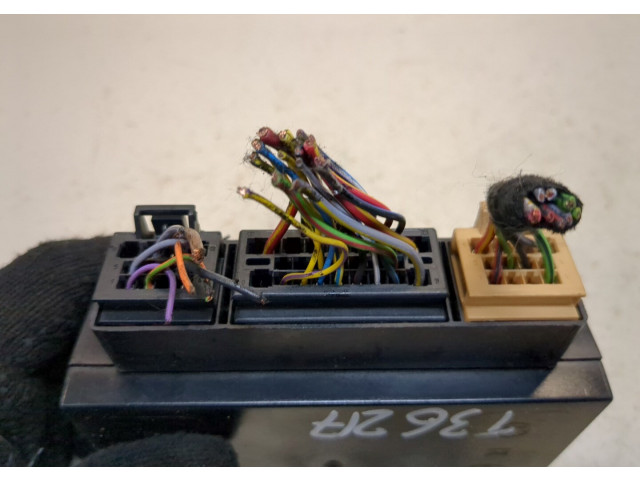 Блок комфорта  Volkswagen Touareg 2007-2010      7L6959933   