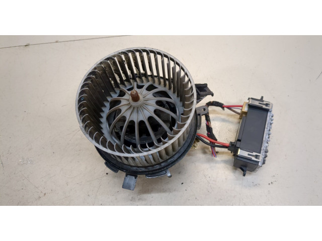 Моторчик печки Audi A5 (8T) 2007-2011 8K0820521, F011500024 8K0820521, F011500024