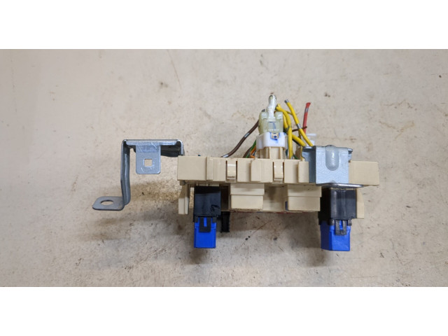 Блок предохранителей Ford S-Max 2010-2015