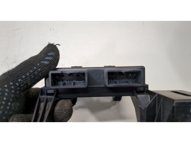 Блок комфорта  Lincoln Navigator 2006-2014        