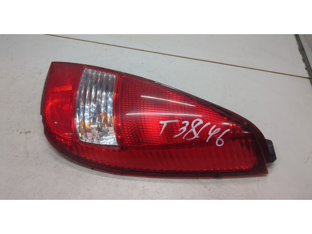 Задний фонарь        Suzuki Liana 