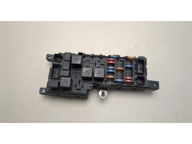 Блок предохранителей Volvo V70 2001-2008