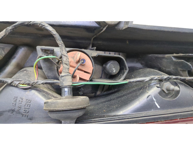 Задний фонарь