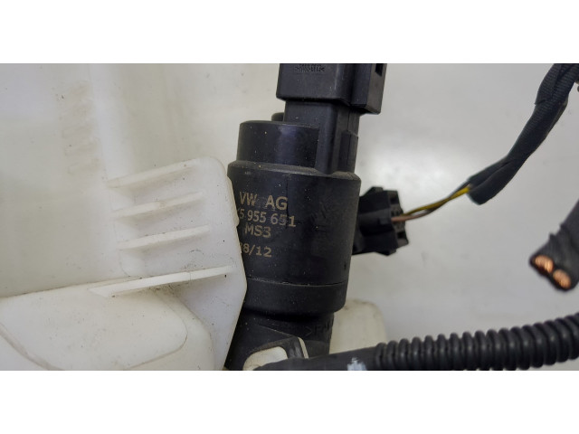 Бачок омывателя  Volkswagen Passat 7 2010-2019 Америка 5C6955453S   