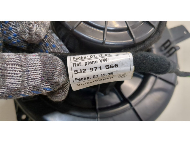 Моторчик печки  Skoda Octavia (A5) 2004-2013        