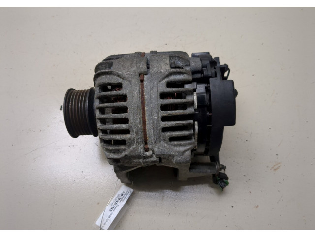 Генератор Volkswagen Beetle 1998-2010 028903028D 2.0 бензин