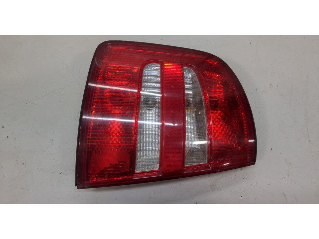Задний фонарь 6Y9945111 Skoda Fabia 1999-2004