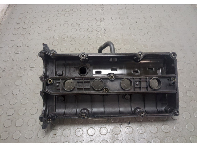 Клапанная крышка двигателя ДВС Ford Fiesta 2001-2007 1.4