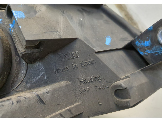 Фара передняя  Volkswagen Passat 6 2005-2010 левая 