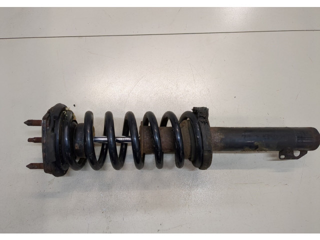 Стойка амортизатора  Jeep Grand Cherokee 2004-2010      