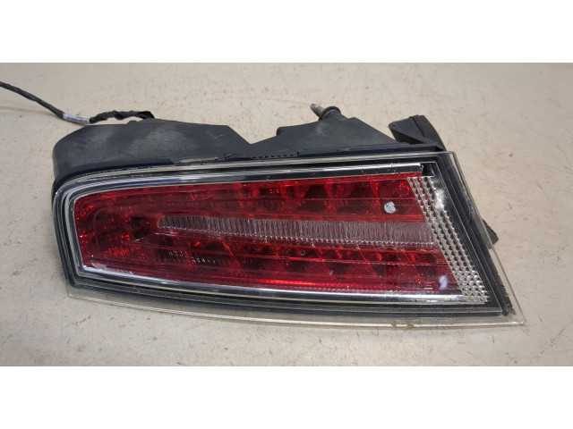 Задний фонарь          