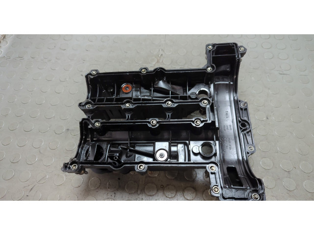 Клапанная крышка двигателя ДВС Ford Focus 3 2011-2015