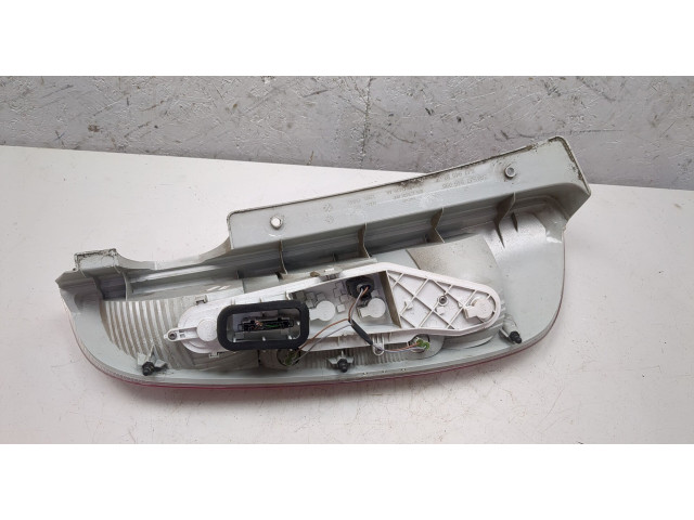 Задний фонарь     5J7945112     