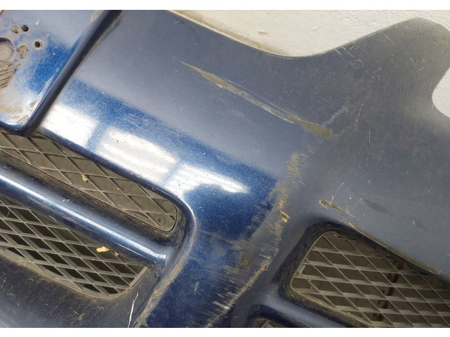 Бампер  Volkswagen Touareg 2002-2007 передний   