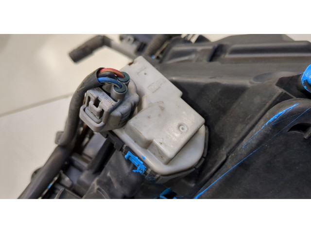 Фара передняя  Lexus IS 2005-2013 левая 