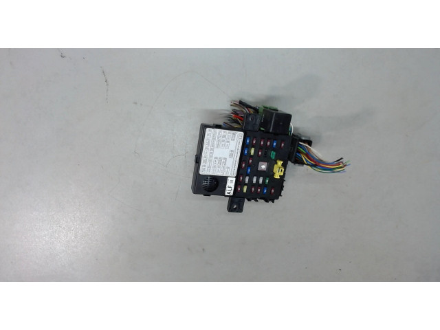 Блок предохранителей Chevrolet Spark 2009- 1.2