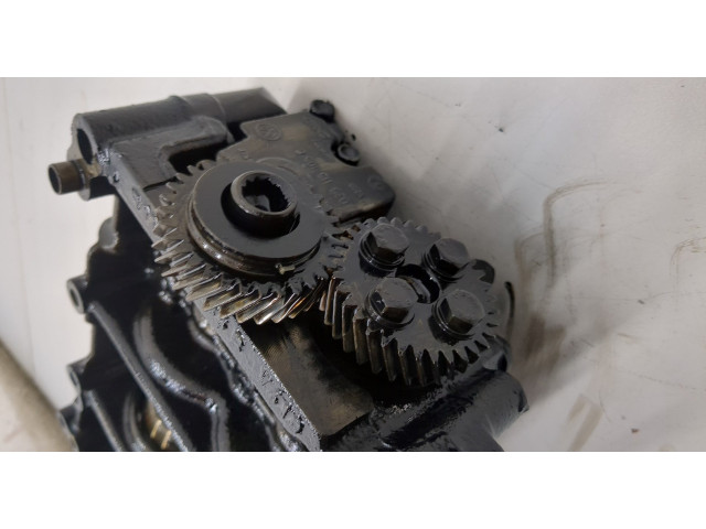 Масляный насос       