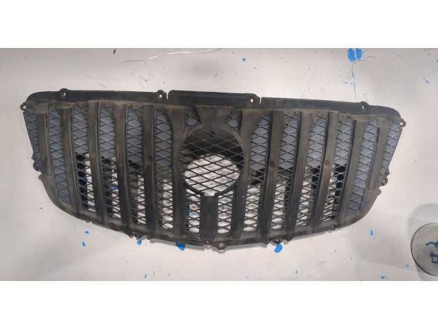 Решетка радиатора  Buick Encore 2012-2016          95391794