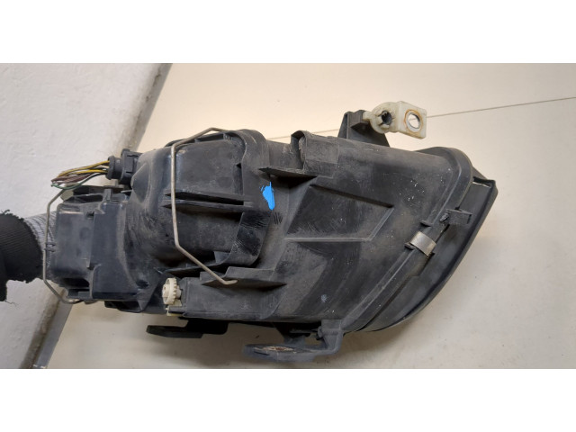 Фара передняя Audi A6 (C5) 1997-2005 правая