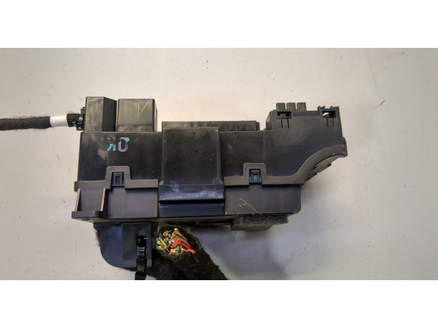 Блок предохранителей Buick Encore 2016-2022 1706213317