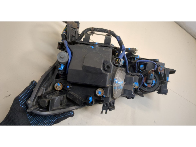 Фара передняя Lexus GS 2005-2012 правая