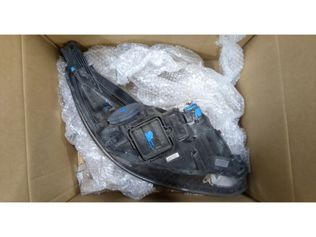 Фара передняя  Ford Focus 3 2014-2019 левая 