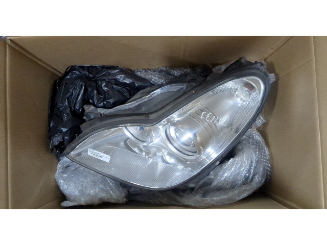 Фара передняя  Mercedes CLS C219 2004-2010 левая 