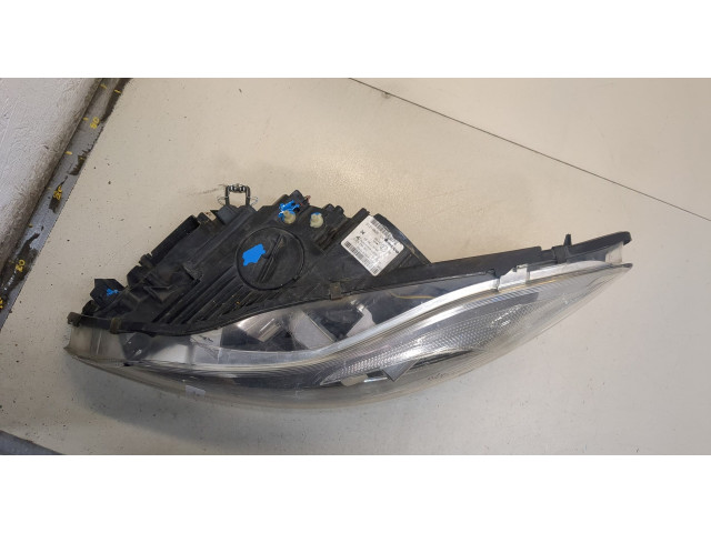 Фара передняя  Volvo C30 2010-2013 левая 