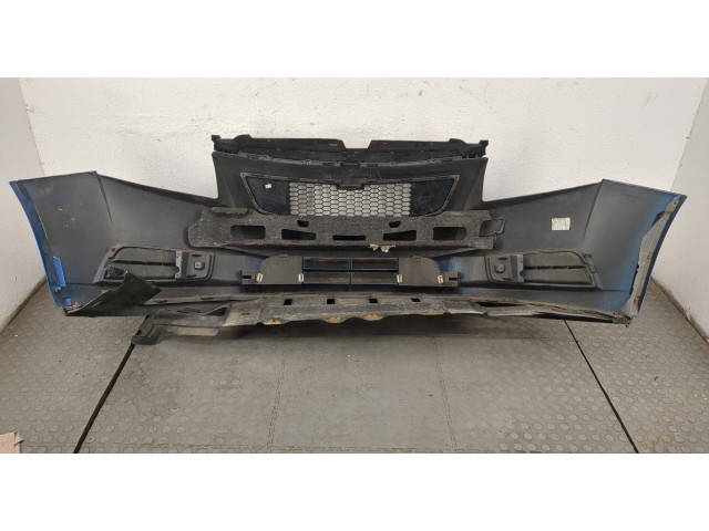 Бампер  Chevrolet Cruze 2009-2015 передний   