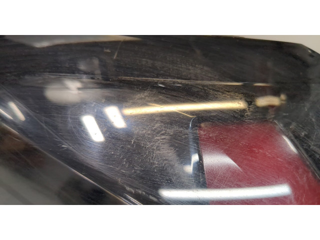 Задний фонарь          