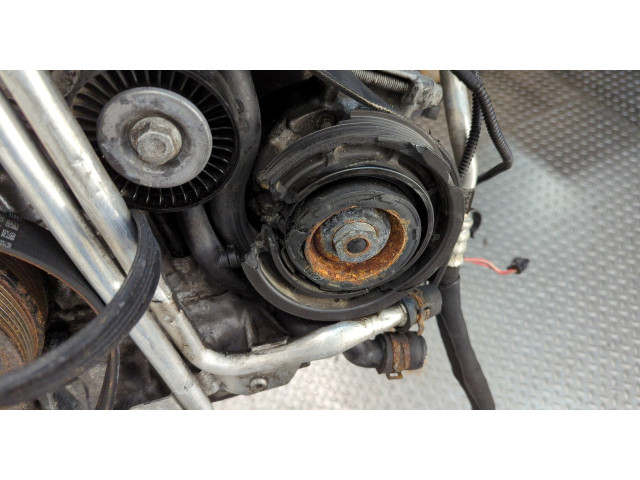 Форсунка топливная Audi A7 2010-2018 06E906036P