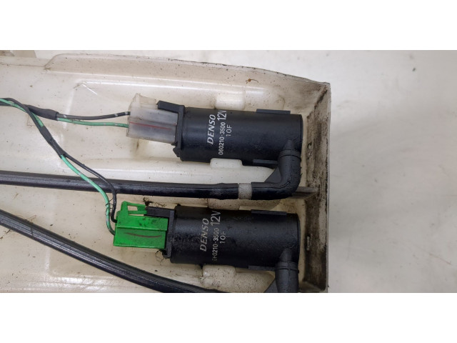 Бачок омывателя Mitsubishi Outlander 2003-2009