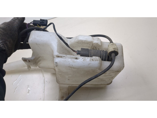 Бачок омывателя Mitsubishi Outlander XL 2006-2012