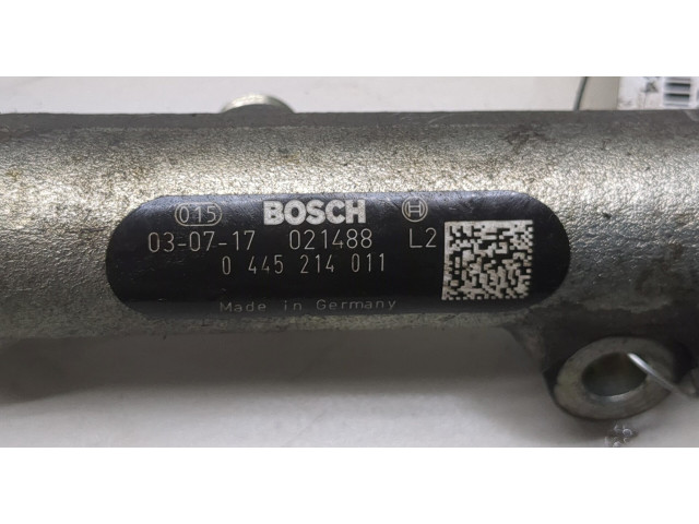 Рампа (рейка) топливная  Rover 75 1999-2005       