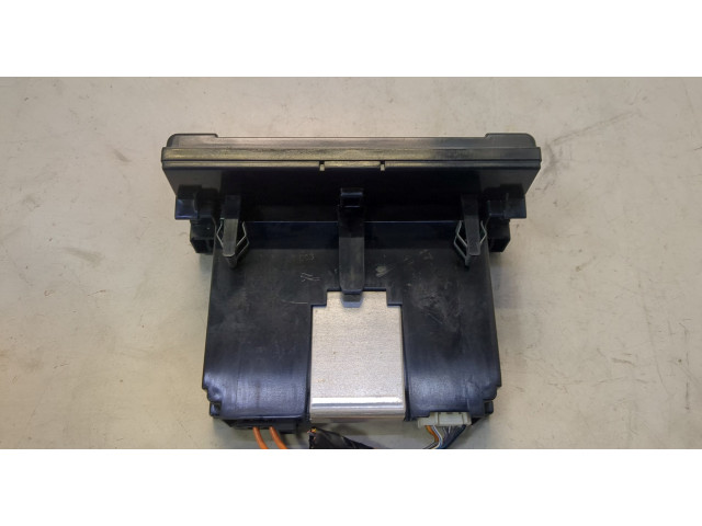 Дисплей бортового компьютера  Volvo C30 2006-2013 31268055       