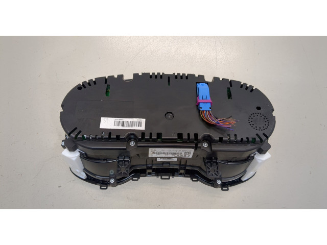 Панель приборов Audi Q3 2011-2014 8U0920980C