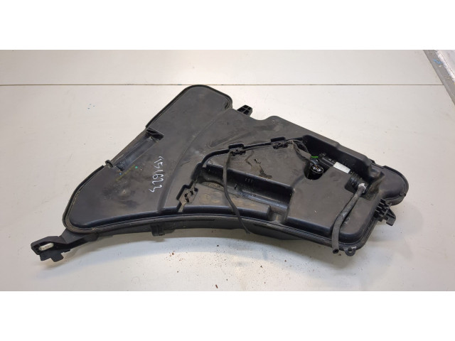 Бачок омывателя BMW 7 G11, G12 2015-2019 7377035