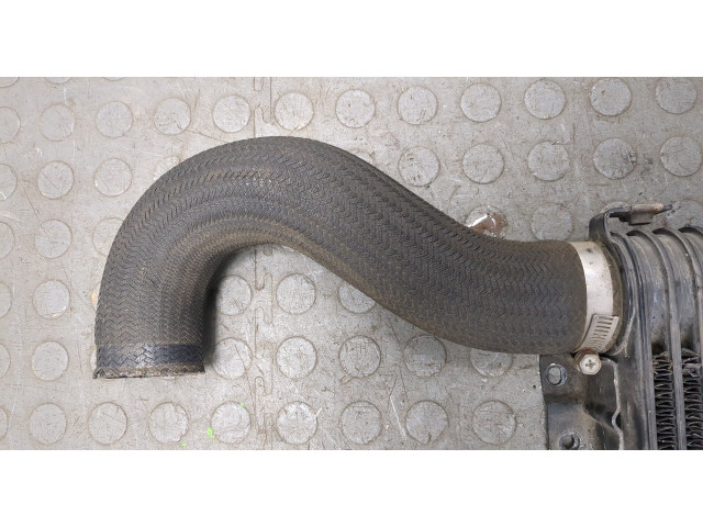 Интеркулер  Mitsubishi Montero Sport / Pajero Sport 1996-2008   MR571357    